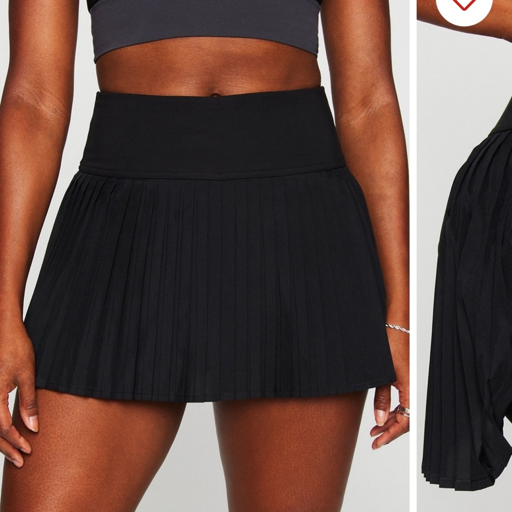 Fabletics Black Pleated Mini Skirt w/ half zip sports bra